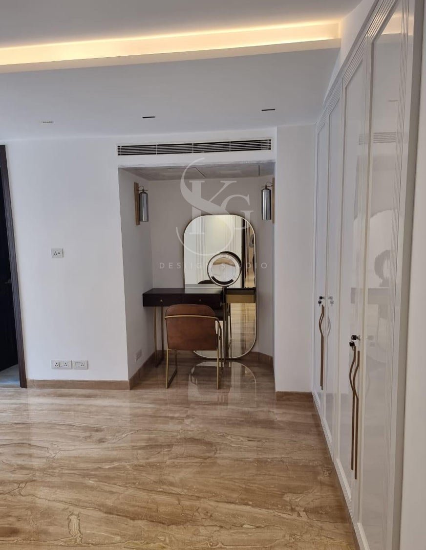 modern-vanity-corner